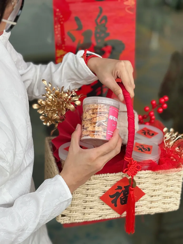 Classic Butter Cookies (牛油小西饼) with golden buttery texture