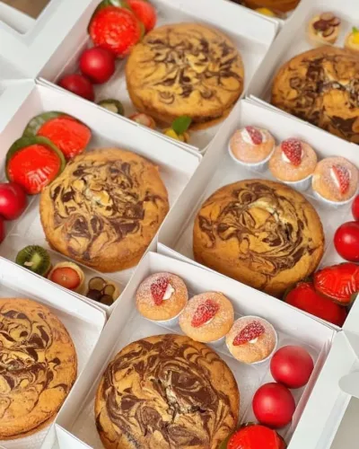 Marble butter loaf cakes in a festive gift box with ribbon