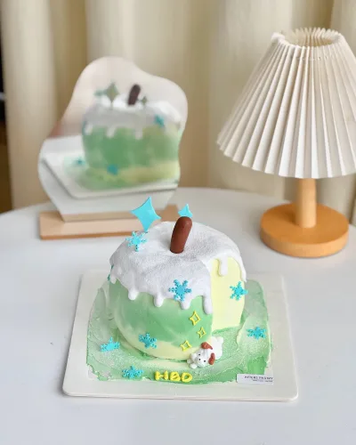 Apple Customized Birthday Cake with eight flavor options – Afters Pastry