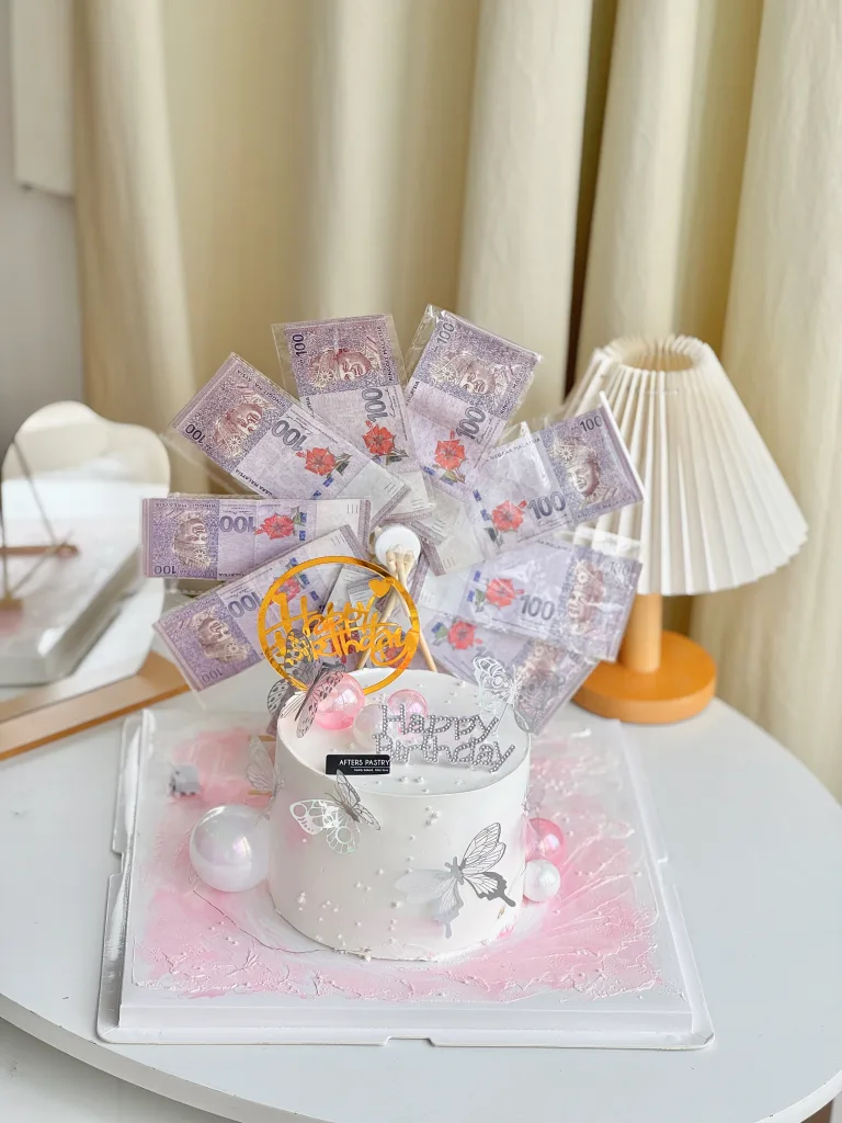 Money Customized Cake Johor Bahru luxury themed cake with vanilla, chocolate, matcha, hojicha, and black sesame flavours